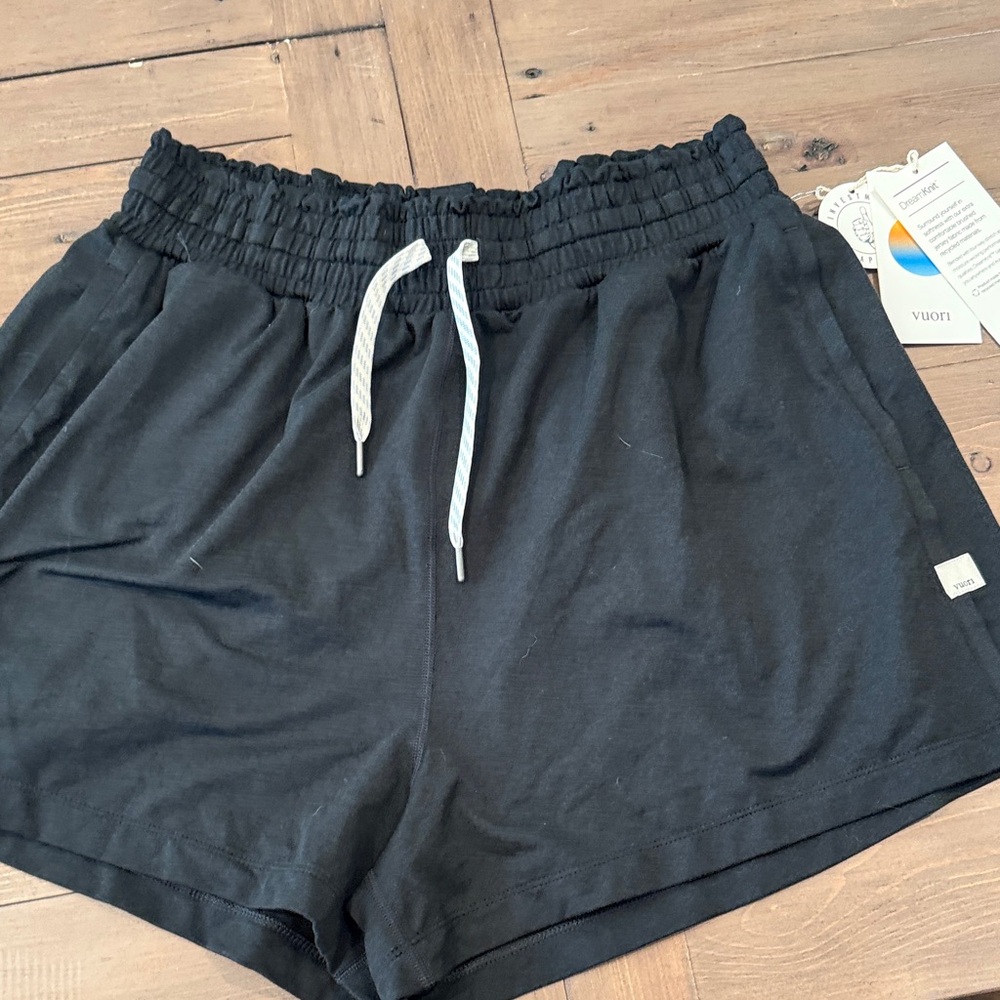 Vuori Black Women's Athletic Shorts